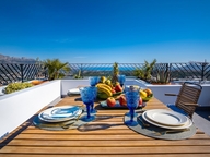items-10633-1313733.jpg